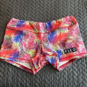 Fleo Shorts